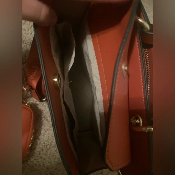 Steve Madden Red-Orange Handbag with Strap - Picture 6 of 8